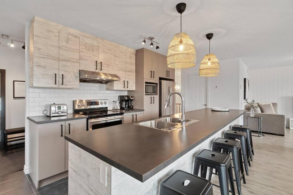 Apartamento Initial - Boho - Mont-Sainte-Anne Beaupré Exterior foto